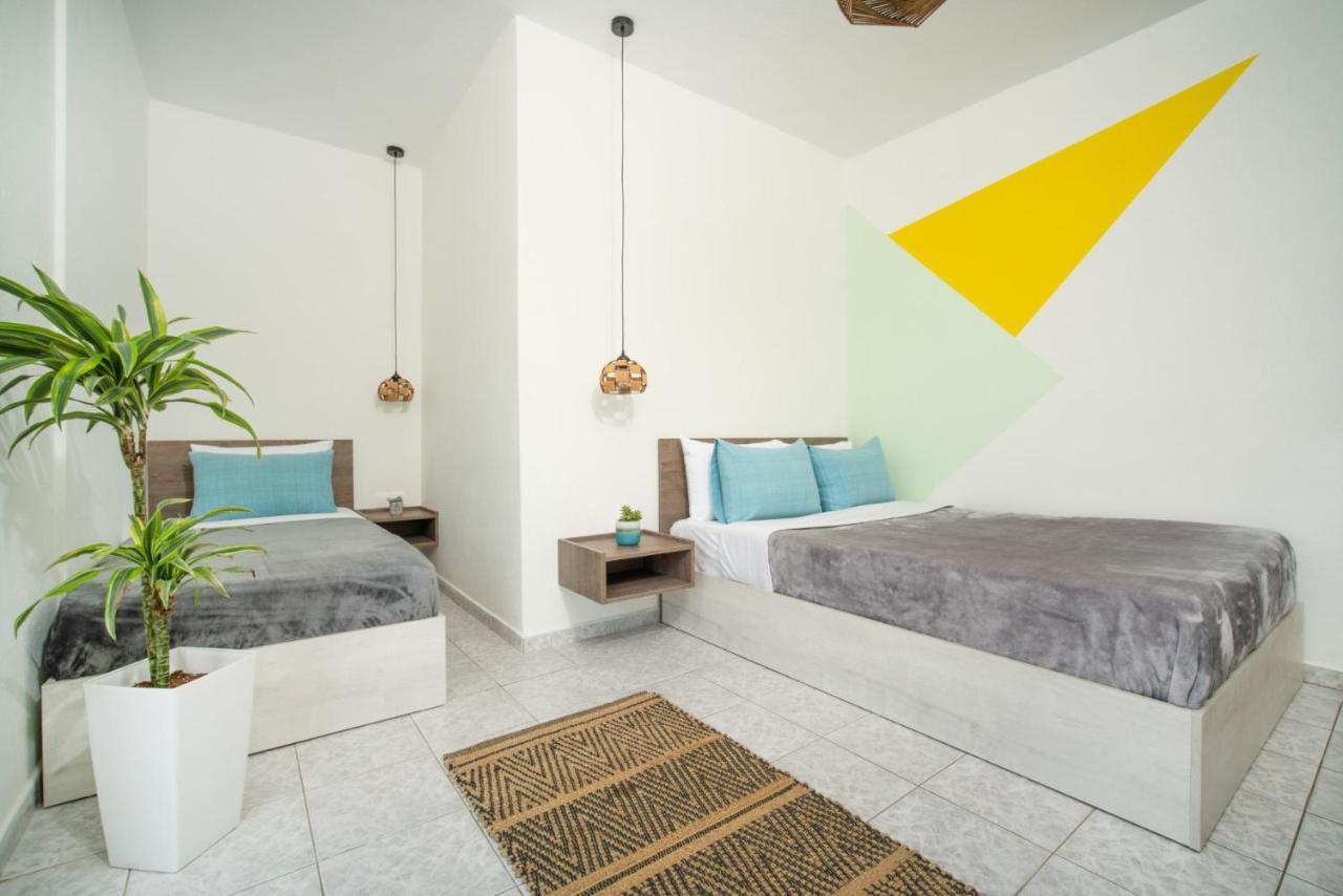 Hotel Astro โปไลคาสตรอน ภายนอก รูปภาพ